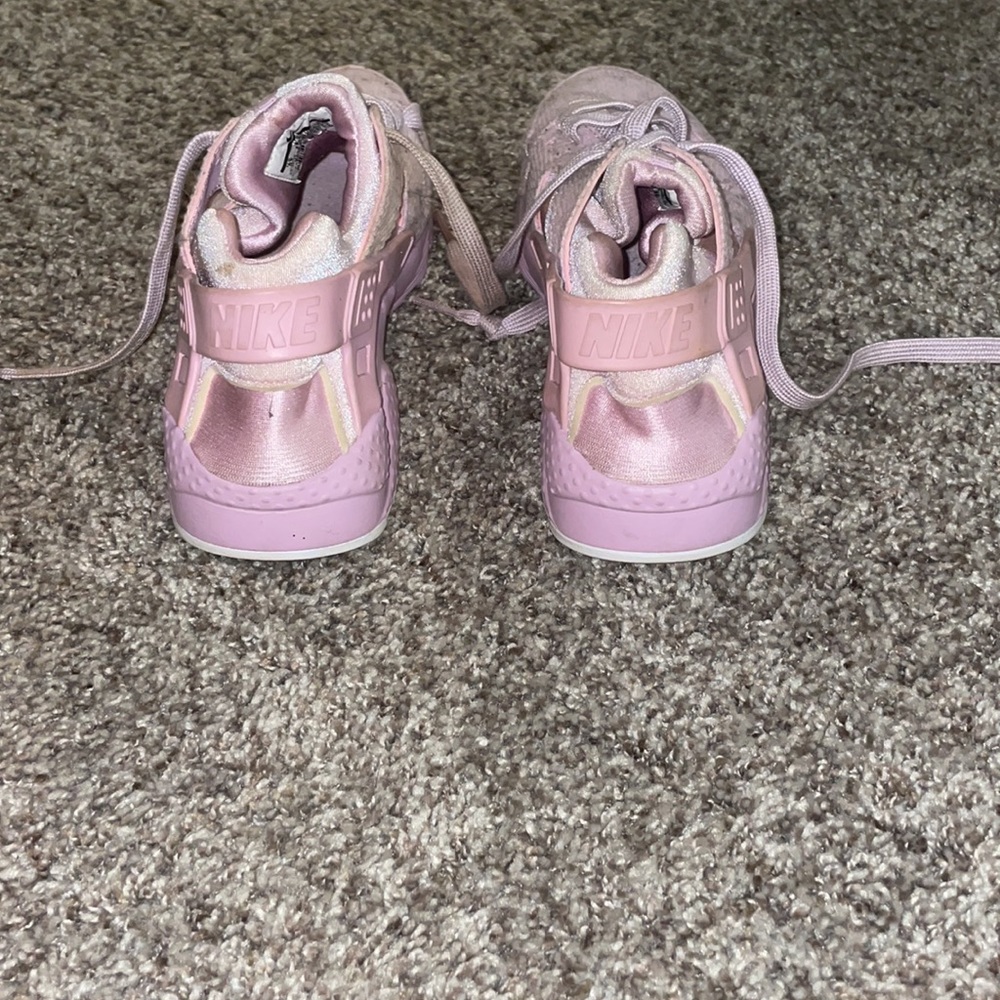 Pink Nike 5Y Used Sneakers - Picture 3 of 11